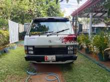 Toyota Shell LH51v 1985 Van