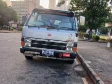 Toyota Shell61 1988 Van