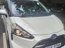 https://riyasewana.com/uploads/toyota-sienta-161311424561.jpg