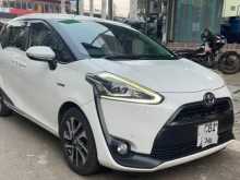 Toyota Sienta 2018 Car