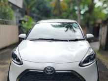Toyota Sienta 2019 Car