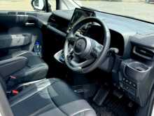 https://riyasewana.com/uploads/toyota-sienta-2023-2011485012474.jpg