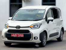 Toyota Sienta 2023 Car