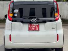 https://riyasewana.com/uploads/toyota-sienta-2023-2011485012733.jpg