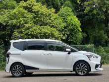 https://riyasewana.com/uploads/toyota-sienta-7-10154418303.jpg