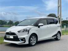 Toyota SIENTA 2015 Car