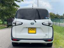 https://riyasewana.com/uploads/toyota-sienta-7-11162036693.jpg