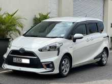 https://riyasewana.com/uploads/toyota-sienta-7-15125644742.jpg
