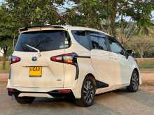 https://riyasewana.com/uploads/toyota-sienta-7-20122631104.jpg