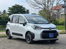 https://riyasewana.com/uploads/toyota-sienta-7-22105035392.jpg