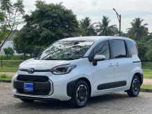 Toyota Sienta 2025 Car