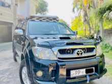 Toyota Hilux Smart Cab 2010 Pickup