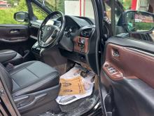 https://riyasewana.com/uploads/toyota-square-31422276804.jpg