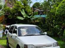 https://riyasewana.com/uploads/toyota-starlet-1993-2210143312141.jpg