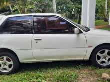 https://riyasewana.com/uploads/toyota-starlet-3922134543.jpg