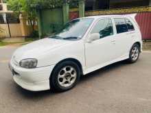 https://riyasewana.com/uploads/toyota-starlet-glanza-2000-157572112252.jpg