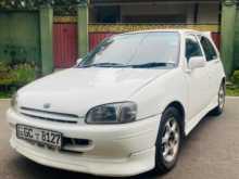 Toyota Starlet Glanza 2000 Car