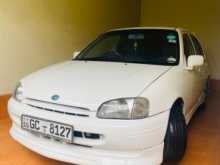 Toyota Starlet Glanza 2000 Car