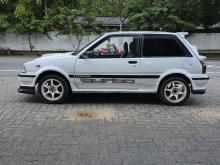 https://riyasewana.com/uploads/toyota-starlet-sport-261438326513.jpg