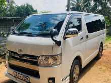 Toyota Super GL Dark Prime 2017 Van