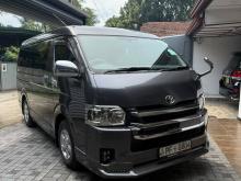 Toyota SUPER GL 211 2007 Van