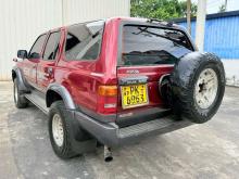 https://riyasewana.com/uploads/toyota-surf-emperor-291407116046.jpg