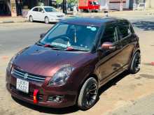 Suzuki Swift 2010 Car