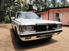 Toyota T0YOTA CROWN LS110 1982 Car