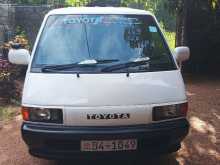 Toyota Tawnesi CR27 1989 Van