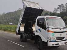 Toyota Tipper 2005 Lorry