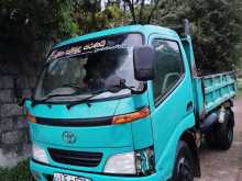 Toyota Tipper 2001 Lorry