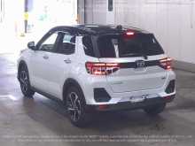 https://riyasewana.com/uploads/toyota-totota-raize-511425322083.jpg