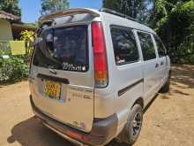 https://riyasewana.com/uploads/toyota-tounace-81633414713.jpg