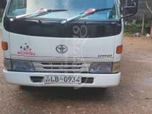 Toyota Dyna 2000 Lorry