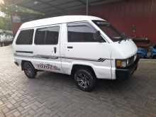 Toyota TownAce 1988 Van