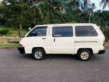 Toyota TownAce CR27 1990 Van