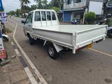 https://riyasewana.com/uploads/toyota-town-ace-2002-310472512373.jpg