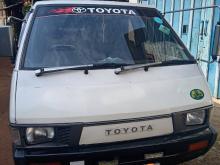 Toyota TownAce CR26 1988 Van