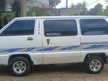 https://riyasewana.com/uploads/toyota-townace-1986-110280312482.jpg