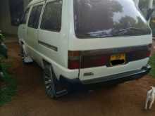 https://riyasewana.com/uploads/toyota-townace-1989-418572013004.jpg