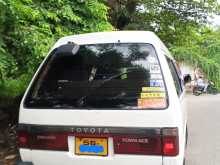 https://riyasewana.com/uploads/toyota-townace-1990-1812184212222.jpg