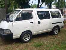 https://riyasewana.com/uploads/toyota-townace-1992-816215312972.jpg