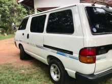 https://riyasewana.com/uploads/toyota-townace-1993-189180012193.jpg