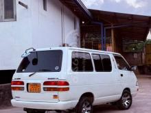 https://riyasewana.com/uploads/toyota-townace-1995-111219421299251.jpg