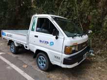 https://riyasewana.com/uploads/toyota-townace-1995-1913421512313.jpg