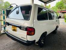 https://riyasewana.com/uploads/toyota-townace-1995-919511612304.jpg