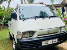 Toyota Townace 2000 Van