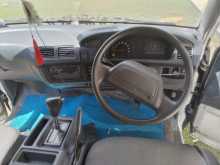 https://riyasewana.com/uploads/toyota-townace-253-1993-1910394912313.jpg