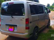https://riyasewana.com/uploads/toyota-townace-5628474433.jpg