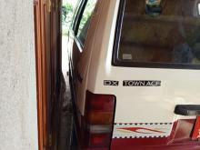 https://riyasewana.com/uploads/toyota-townace-cr-2214344517306.jpg